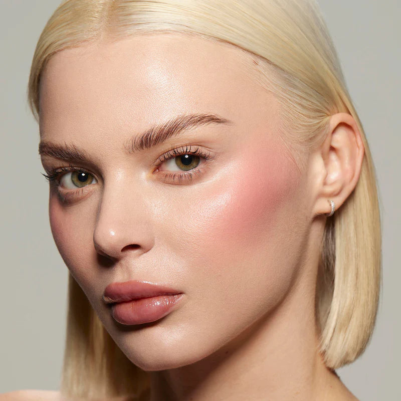 Kylie Cosmetics 雙效輕感水霧胭脂 2.3g