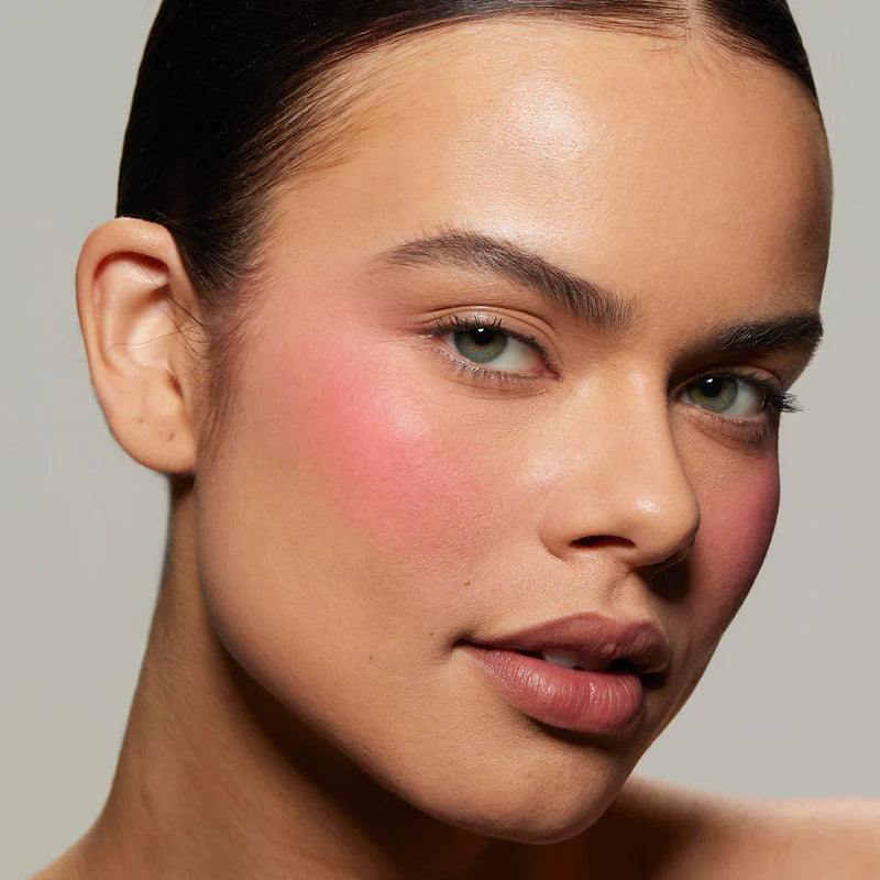 Kylie Cosmetics 雙效輕感水霧胭脂 2.3g