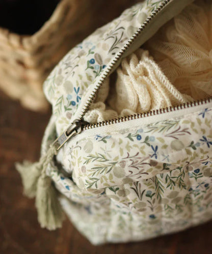 Avery Row Wash Bag Riverbank
