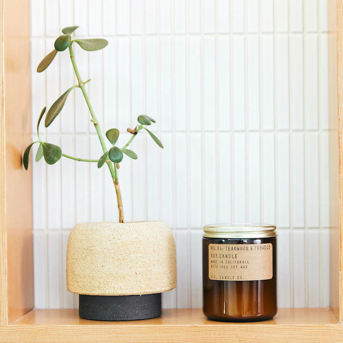 P.F. Candle Soy Candle No.04 Teakwood & Tobacco 柚木煙草- 204g/7.2oz