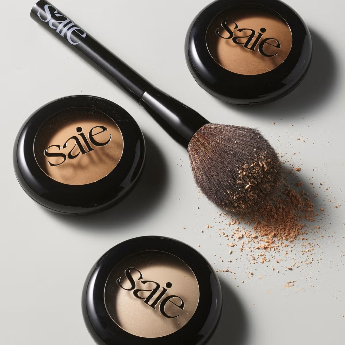 Saie The All-Over Powder Brush