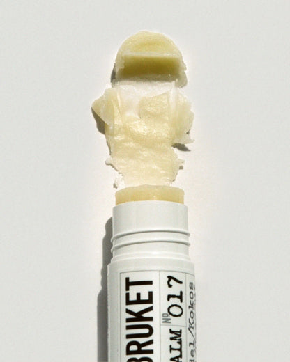 L:A BRUKET 017 Lip Balm Almond & Coconut 14g